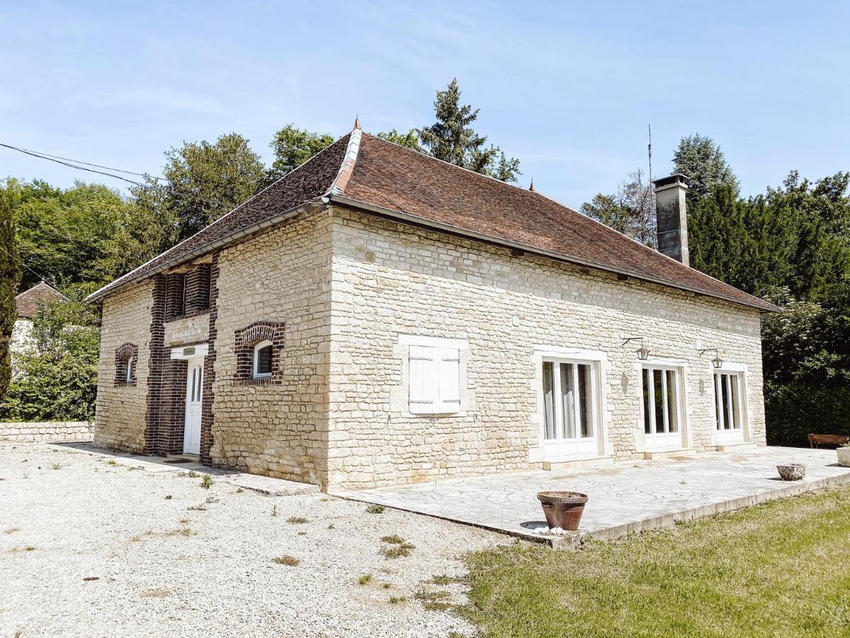 Le Val Suzenay Guest House Vendeuvre-sur-Barse Exterior photo